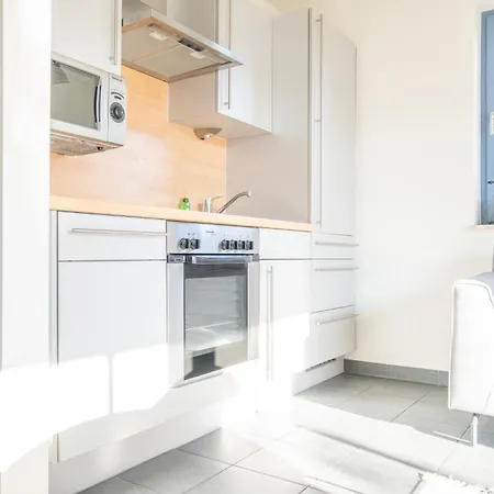 Kranichhus - Kranich 1 * Born